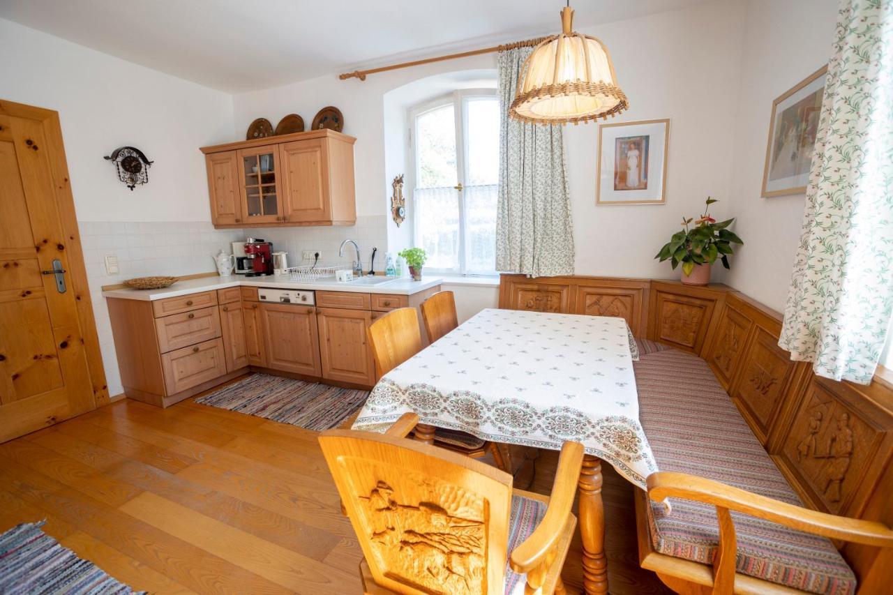 Landhauswohnung Mit Wildromantischem Garten Füssen Eksteriør billede