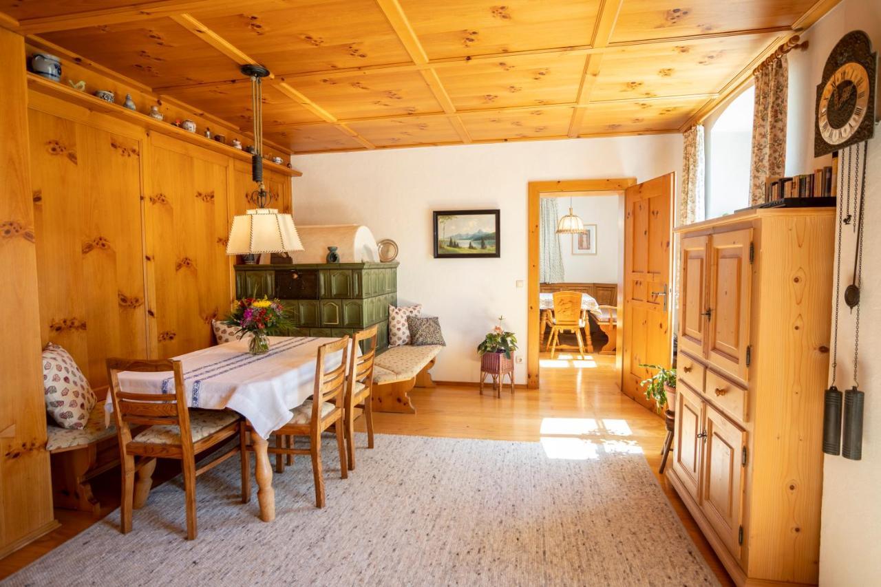Landhauswohnung Mit Wildromantischem Garten Füssen Eksteriør billede